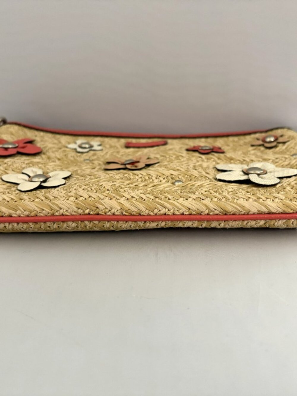 Coach Wristlet Hampton Natalia Coral and Tan Straw/Leather with Floral Appliqué - Picture 4 of 6